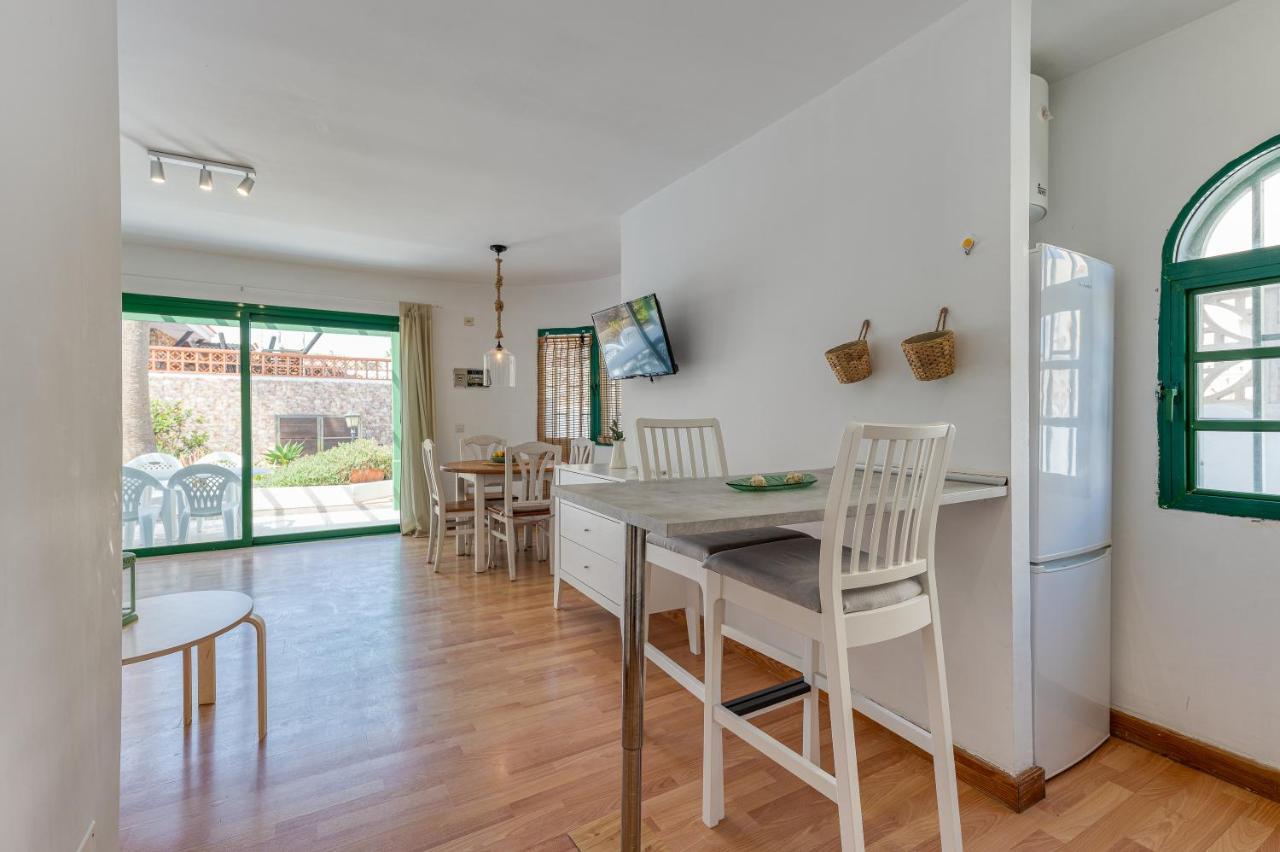 Homeforguest Apartment With Pool And Terrace 1 Min From The Beach คอร์ราเลโฮ ภายนอก รูปภาพ