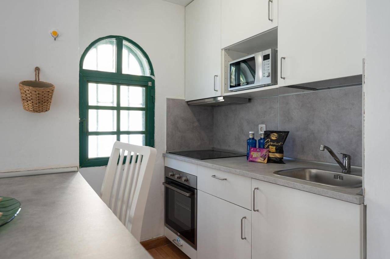 Homeforguest Apartment With Pool And Terrace 1 Min From The Beach คอร์ราเลโฮ ภายนอก รูปภาพ