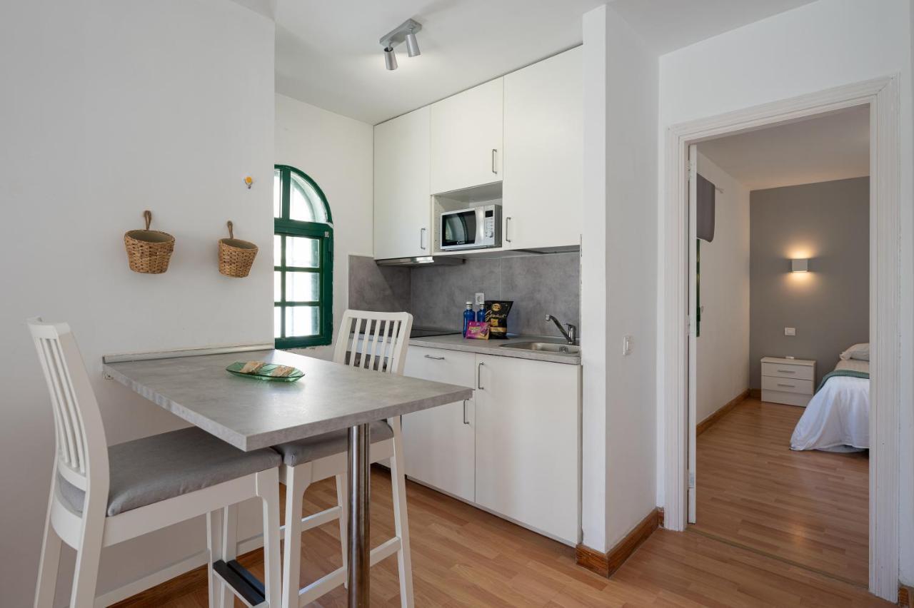 Homeforguest Apartment With Pool And Terrace 1 Min From The Beach คอร์ราเลโฮ ภายนอก รูปภาพ