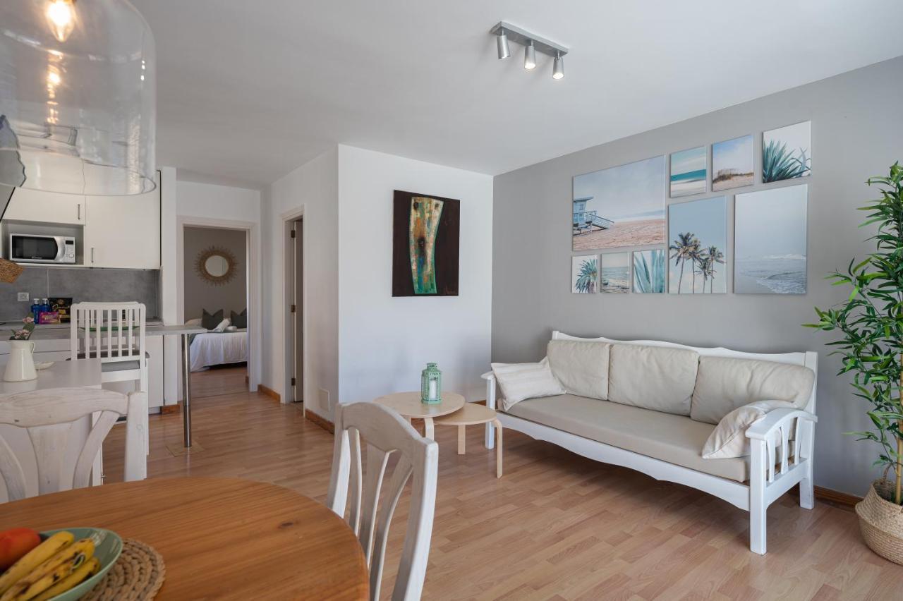 Homeforguest Apartment With Pool And Terrace 1 Min From The Beach คอร์ราเลโฮ ภายนอก รูปภาพ