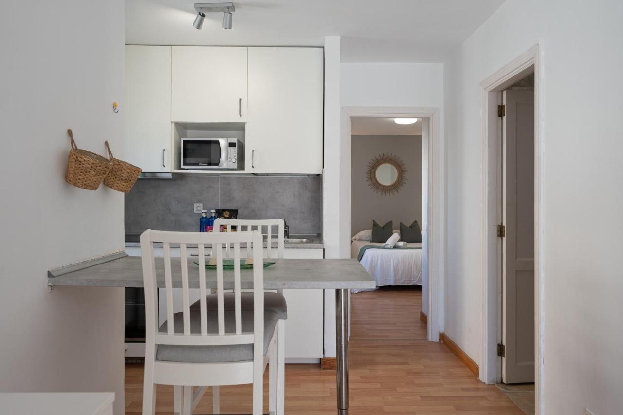 Homeforguest Apartment With Pool And Terrace 1 Min From The Beach คอร์ราเลโฮ ภายนอก รูปภาพ